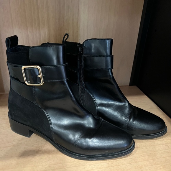 H&M Black Leather/Suede Ankle Boots Block Heel with Gold Accent Buckle - Picture 3 of 9